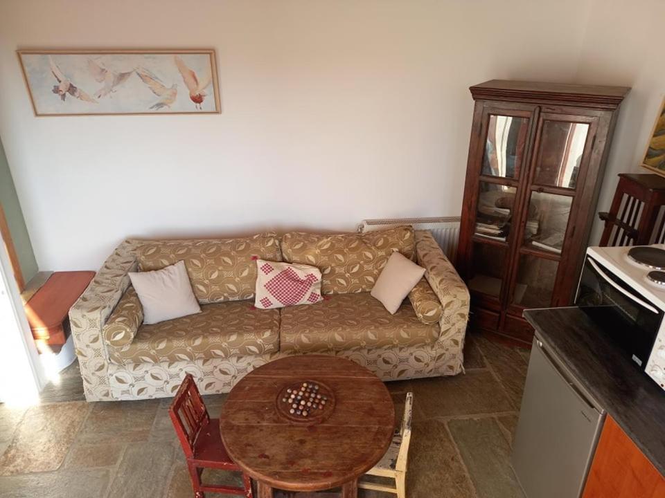 Arthome1 Panormos  Luaran gambar