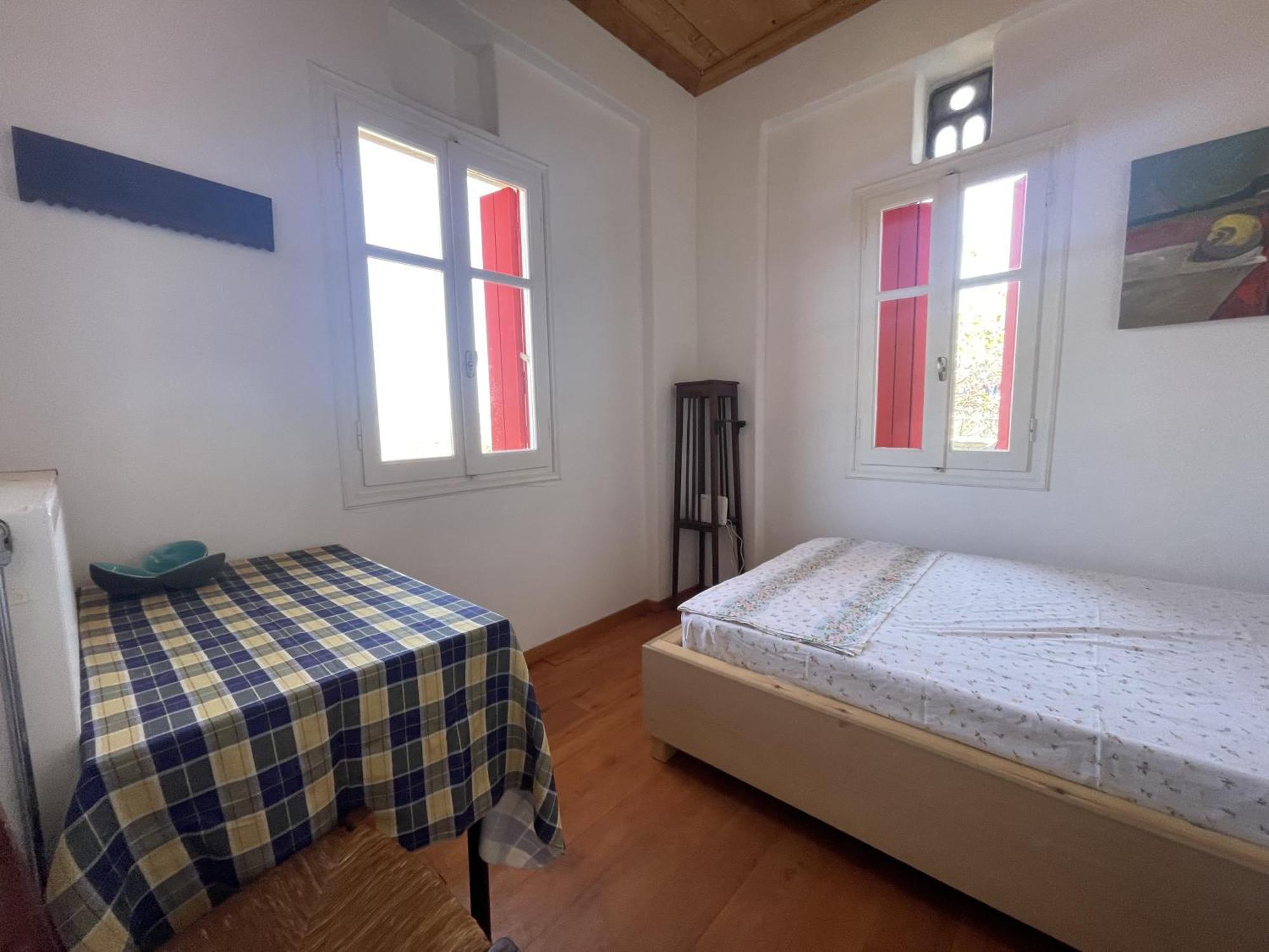 Arthome1 Panormos  Bilik gambar