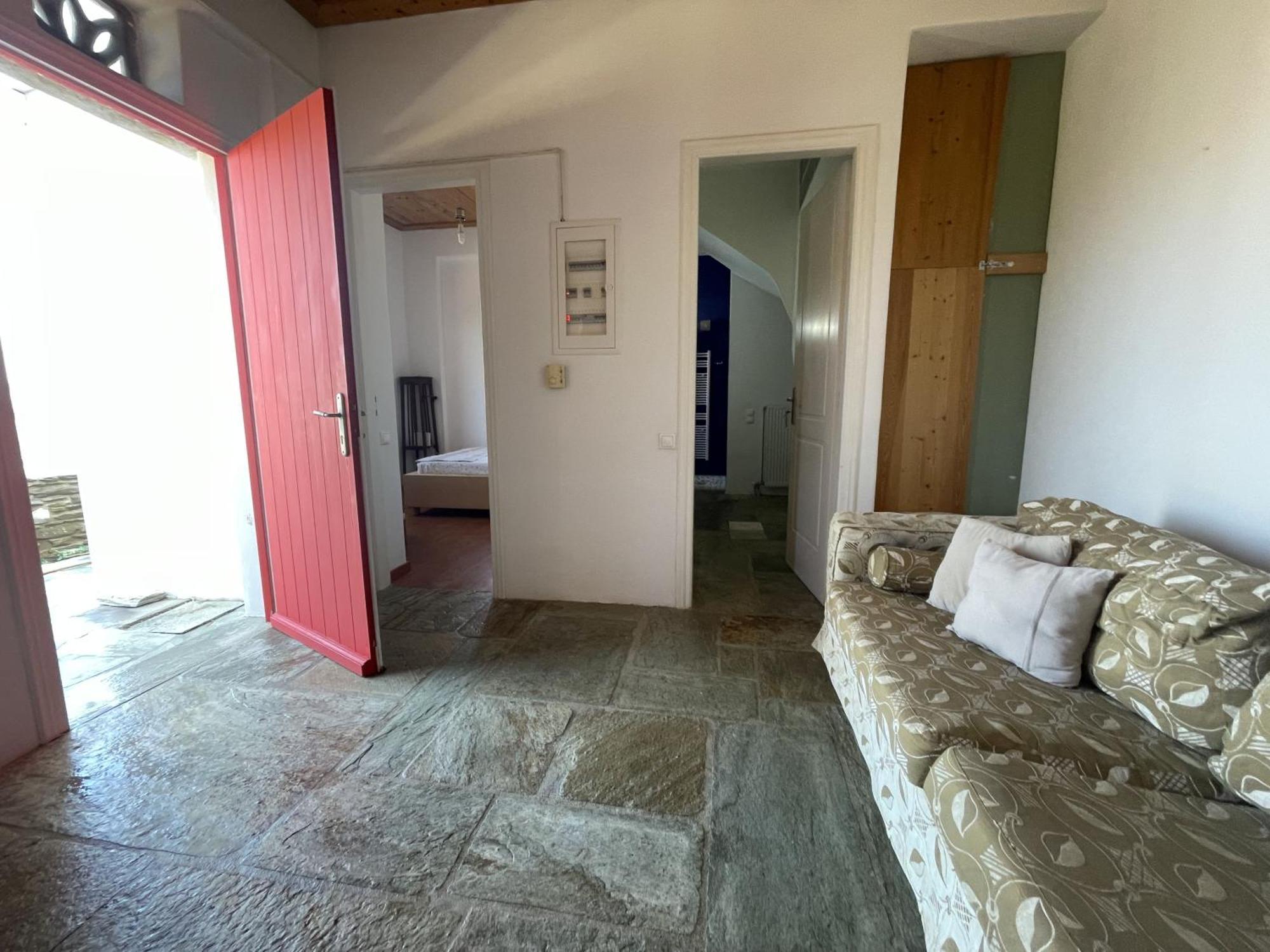 Arthome1 Panormos  Luaran gambar