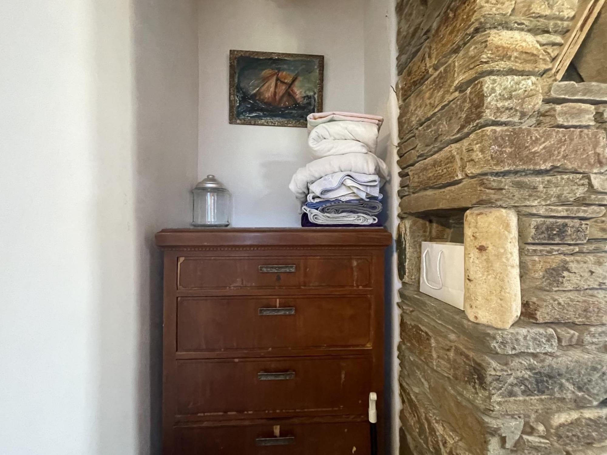 Arthome1 Panormos  Bilik gambar