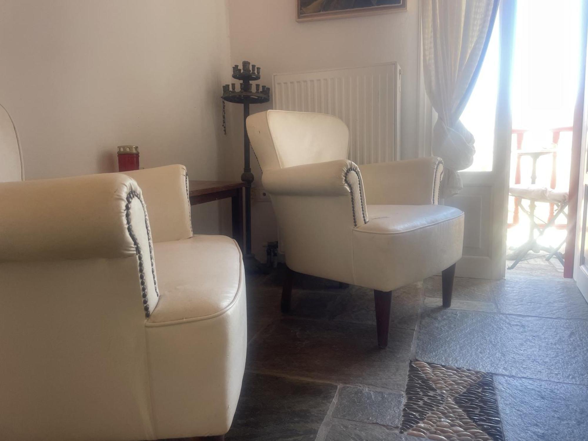 Arthome1 Panormos  Bilik gambar